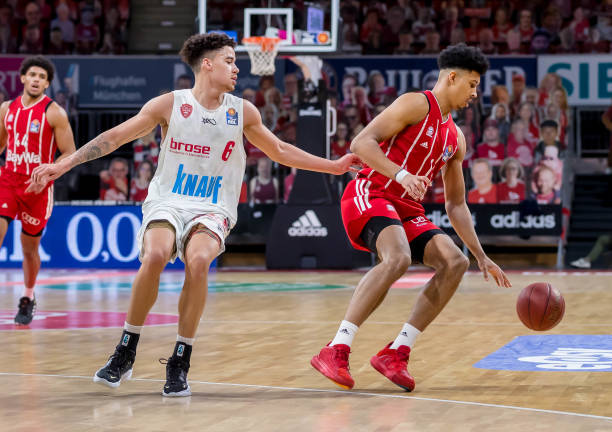 英超前两场 英超前两场