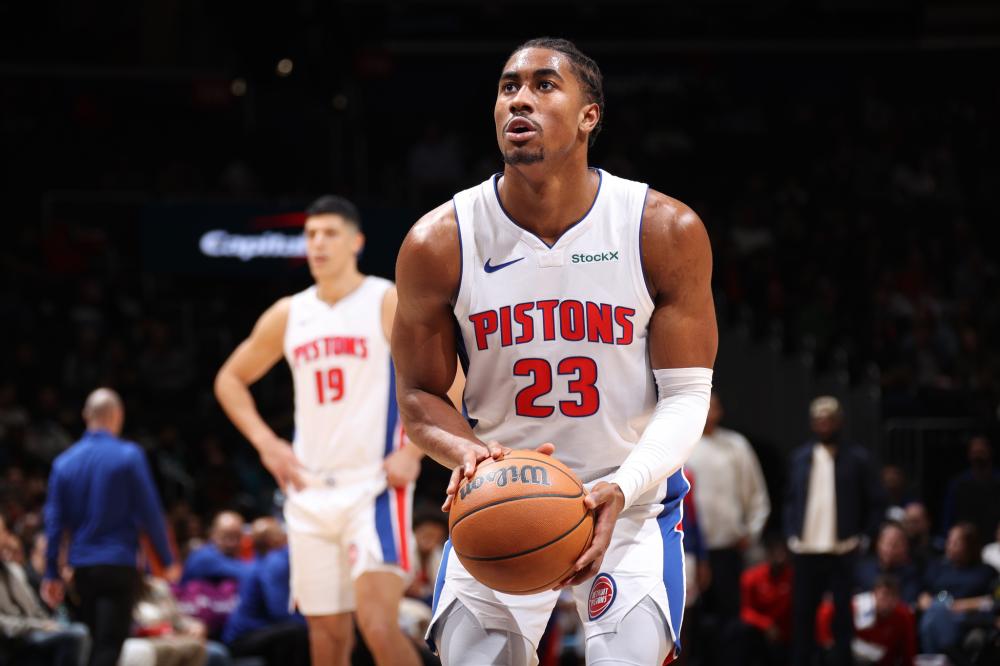 上海男篮此 上海男篮此