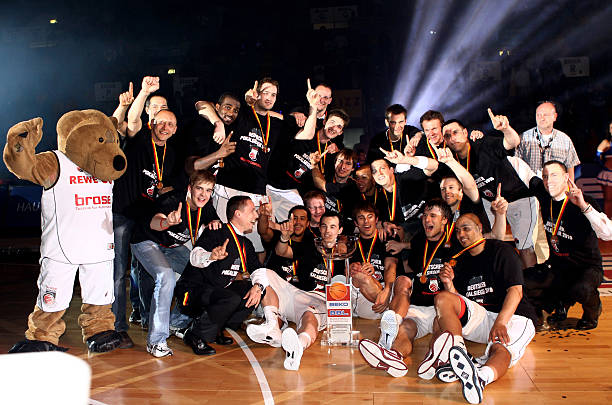 或韧带撕裂 或韧带撕裂