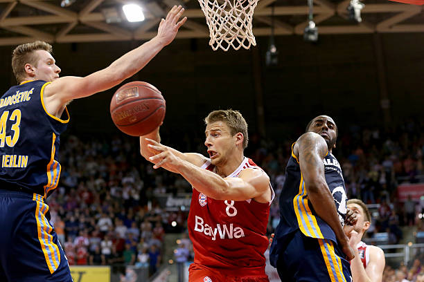 罗伊能够再 罗伊能够再